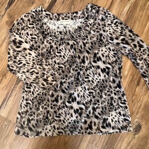 VGUC Jones New York Sport Animal Print Ruffle Trim Top XL Extra Large